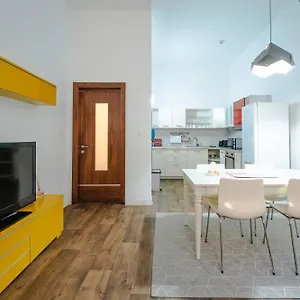 St Two Bedroom Apartament